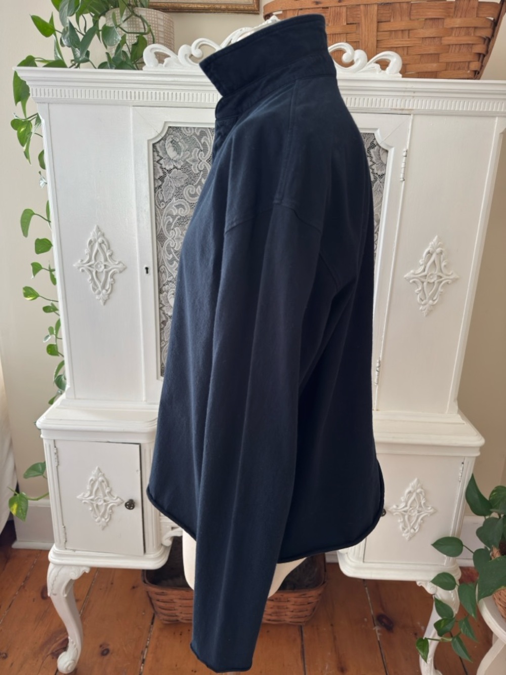 Frank & Eileen Popover Henley Top - Picture 5 of 10
